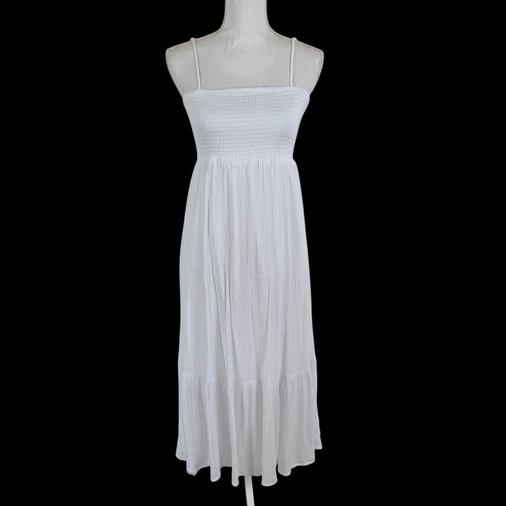 Eden & Olivia White Midi Dress Medium Smocked Beach Vacation Resort Cruise Angel